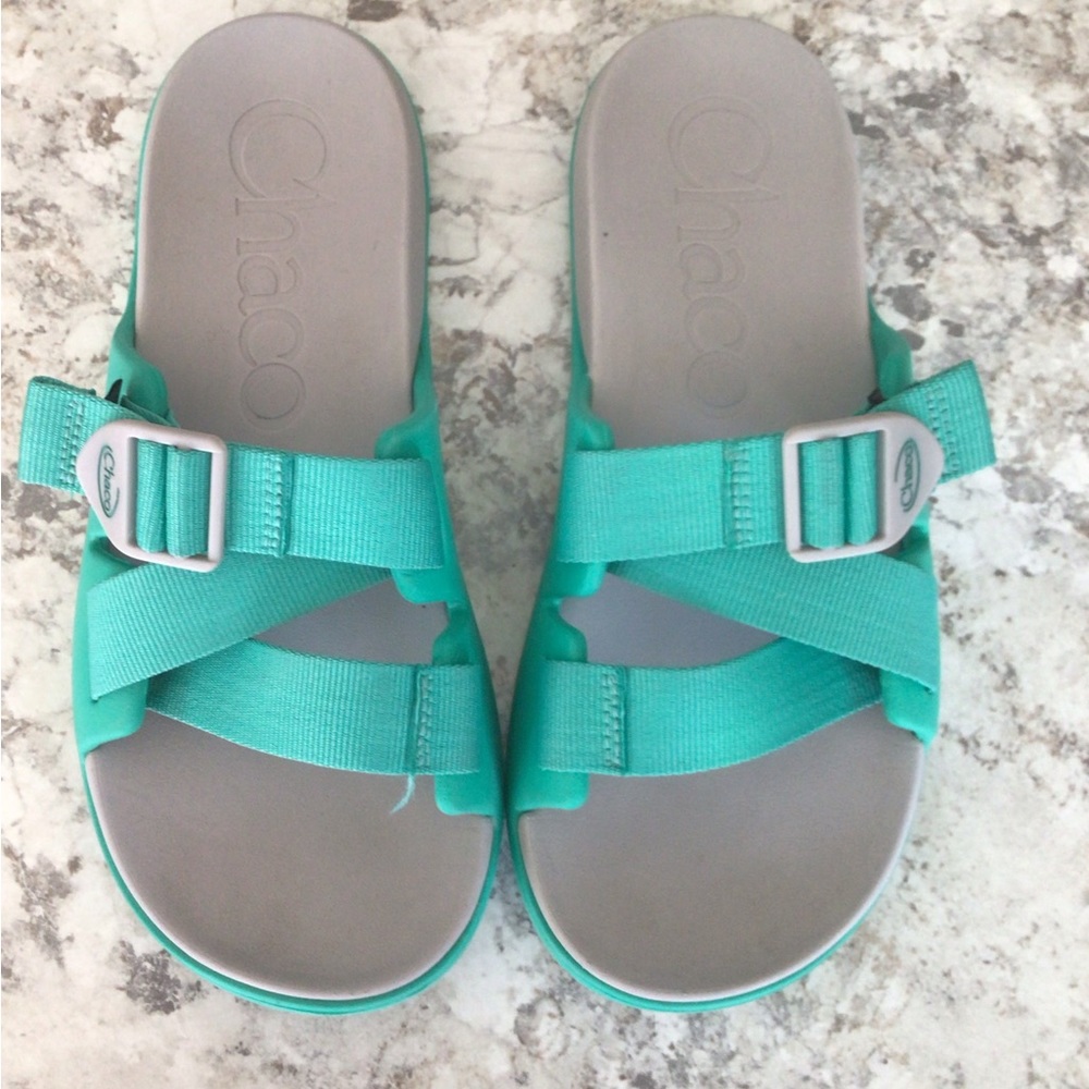 Chaco Sandals beautiful turquoise color Size 8